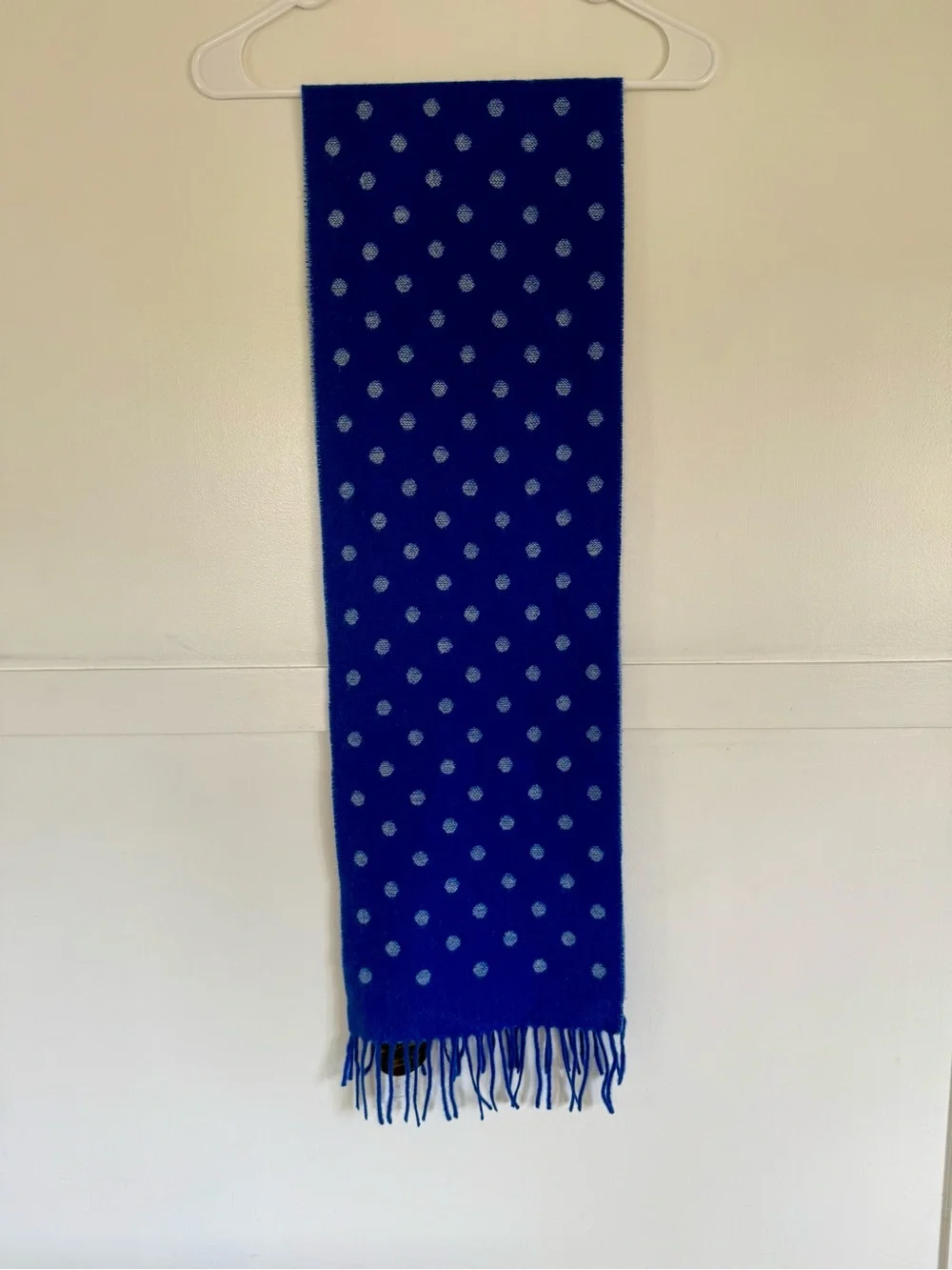 NWT Charter Club Luxury 100% Cashmere reversible Scarf Blue Polka Dot NEW 62x12”